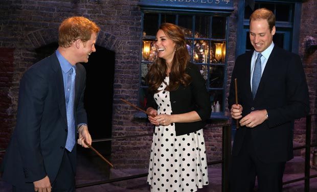 Royals Warner Bros (10) |  | Photo 1of 5 | 